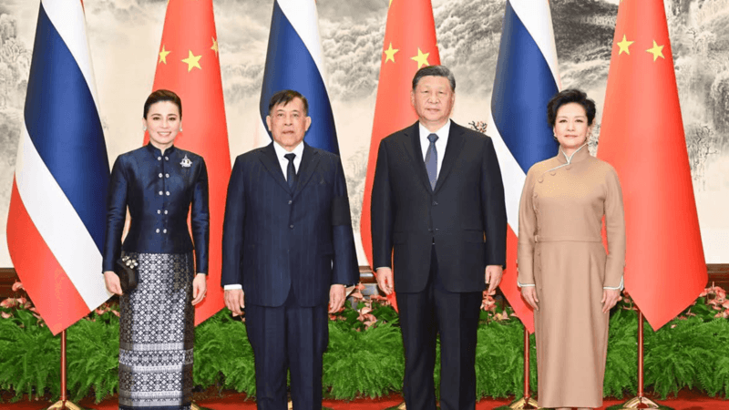 In pictures: Their Majesties state visit to China In pictures: Their Majesties state visit to China