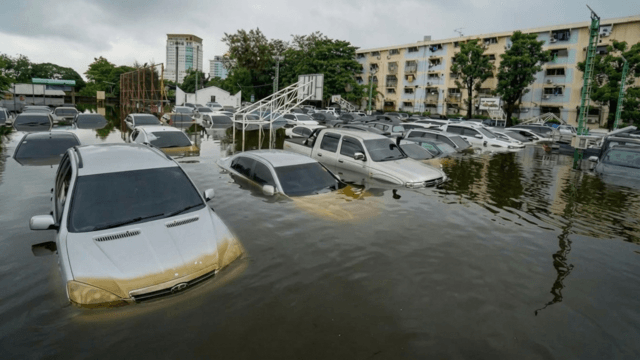 Khlong Chan residents entitled to flood compensation Khlong Chan residents entitled to flood compensation