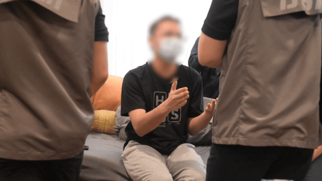 Hotel employee arrested for posing as lecturer to exploit boys Hotel employee arrested for posing as lecturer to exploit boys